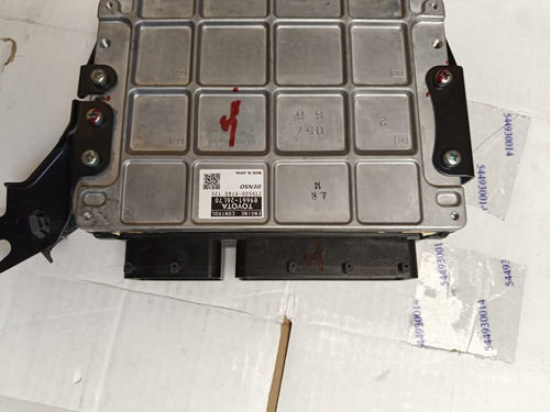 Computadora Totoya Hiace 89661-26l70 Original 13-19 (Usado)