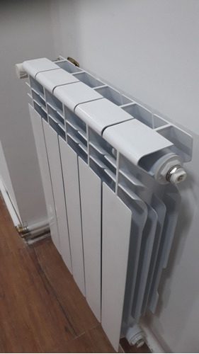Imagen 1 de 5 de Instalacion Radiador Calefacción Calderas Obra Presupuestos