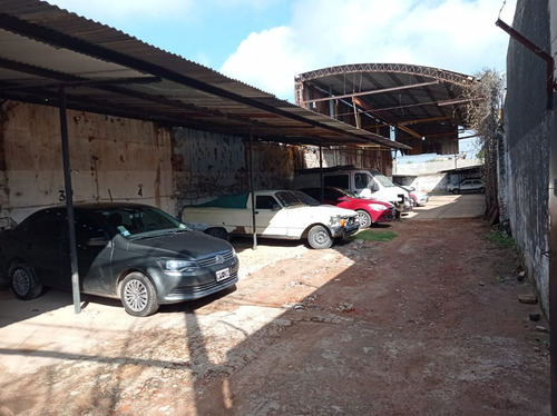 Imagen 2 de 8 de Lote Con 31 Cocheras Alquiladas. Apto Galpón/depósito. Excelente Renta.