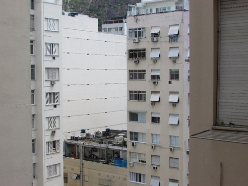Apartamento Com 1 Dormitório À Venda, 35 M² Por R$ 650.000,00 - Copacabana - Rio De Janeiro/rj - Ap5363
