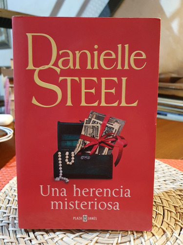 Una Herencia Misteriosa Danielle Steel