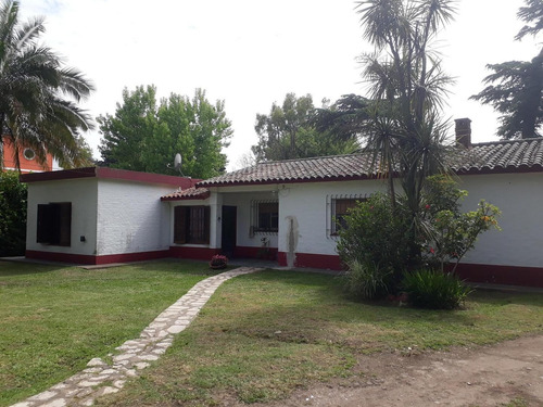 Imagen 8 de 10 de Casaquinta En Venta