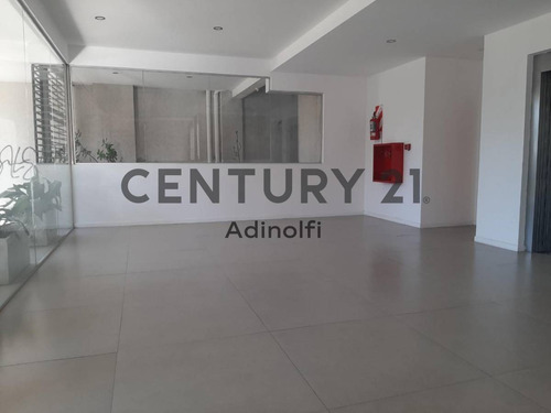 Imagen 30 de 30 de Av. 19 E/ 39 Y 40 - Departamento De 1 Dormitorio En Venta
