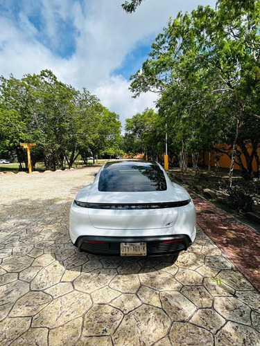 Porsche Taycan 2022 Está Nuevo Posible Cambio
