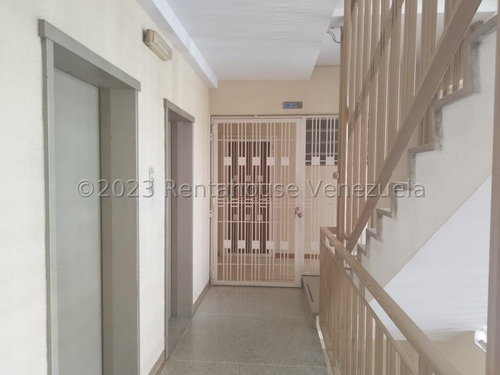 Apartamento En Alquiler Las Acacias 24-6661 Fabricio Liaz