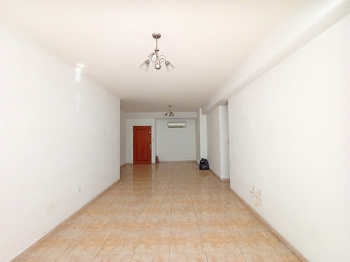 Imagen 15 de 17 de Apartamento En Alquiler Res Costa Del Sol Los Mangos Foa2044