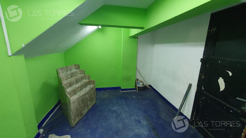 Local A La Calle! 22m2 De Salón. Gastos Comunes $500.