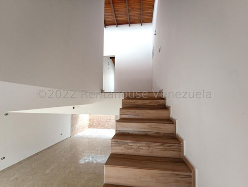 Imagen 6 de 12 de Townhouse En Venta En El Limon Maracay Aragua 22-26296 Irrr