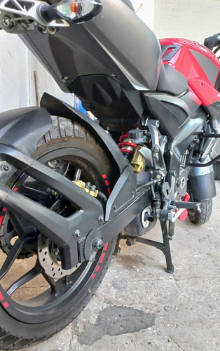 Imagen 6 de 14 de Bajaj Rouser Ns 200