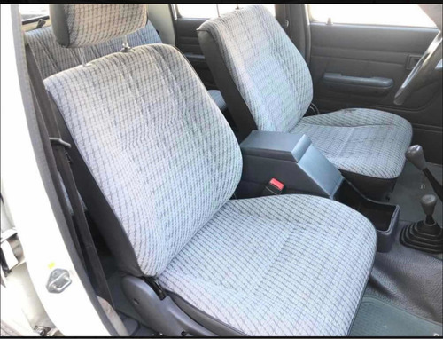 Toyota Hilux 1999 2.8 D/cab 4x4 D Dlx