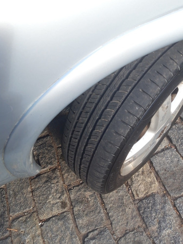 Chevrlot Corsa Classic 1.6 Super Permuta Zafira 2008 LG 8v