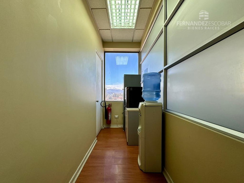 San Felipe - Arriendo Oficina De 139m2 - Edificio Médico Por