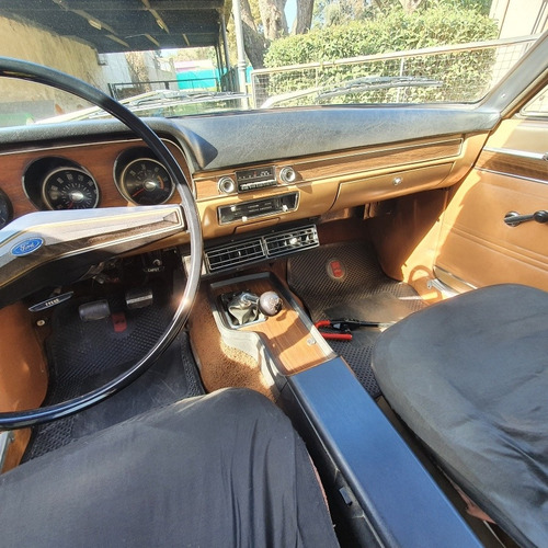 Imagen 6 de 15 de Ford Falcon Futura 3.6