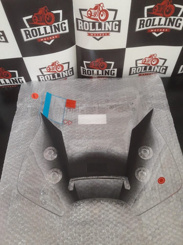 Imagen 2 de 9 de Parabrisa Givi Para Vstrom 1000 En Rolling Motors