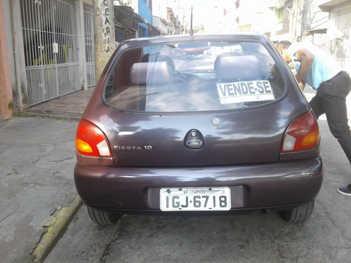 Imagem 4 de 4 de Ford Fiesta 1997