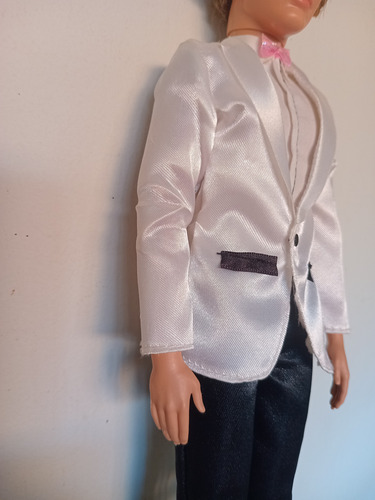 Boneco Ken Noivo 2012 (Usado)