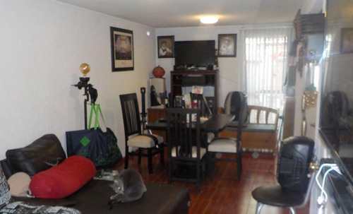 Casa En Venta En Geovillas Centenario, Toluca, St08