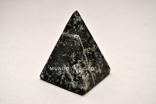 Imagen 1 de 1 de Mineral Pirámide De Serpentina