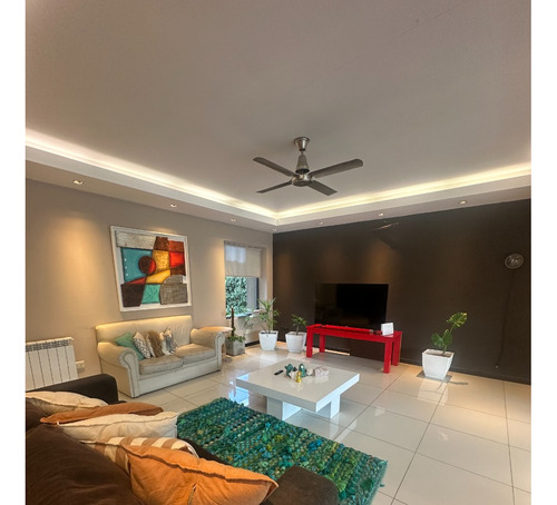Casa Country San Isidro Villa Allende 3 Dorm Estudio Pileta Dep Servicio
