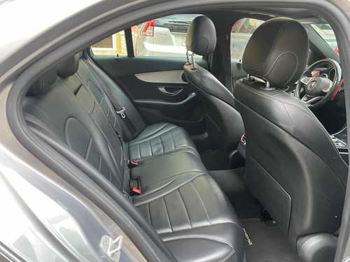 Imagen 11 de 15 de Mercedes Benz Clase C 300 Americano