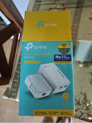 Tp-link Av600 Powerline Wi-fi Kit Tl-wpa4220 Kit