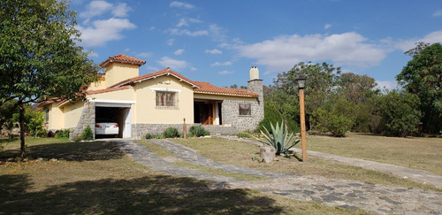 Imagen 20 de 21 de Venta Casa Quinta + Depto. + Casa Caseros Con Pileta Ubicado En Valle Hermoso
