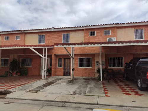 Imagen 8 de 26 de Venta De Townhouse E N Villa Corina, San Diego, Carabobo Cód.. 147334