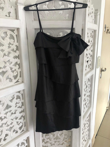 Vestido Akiabara Negro Talle 2 Con Capas Y Moño (c7)