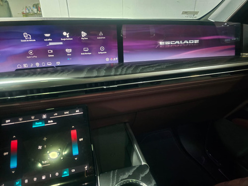 Cadillac Escalade ESV 6.2 Premium Luxury