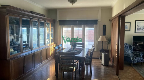 Venta Casa, Punta Gorda, 3 Dorm, 3 Baños, Fondo, Todo A Nuevo