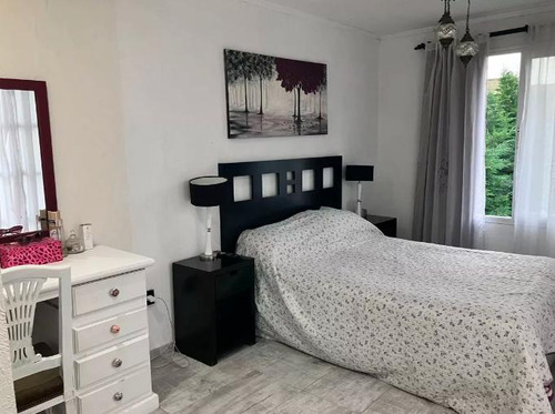 Casa En Venta Barrio Haras Maria Elena 4 Ambientes Fondo Libre Piscina