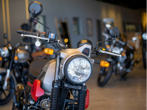 Imagen 14 de 25 de Royal Enfield Scram 411 Graphite Red Reserva La Tuya Ya!