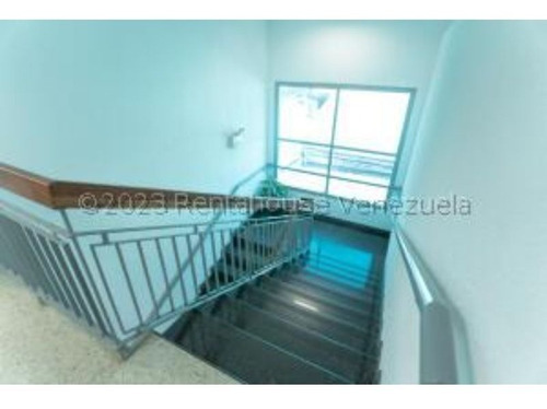 Imagen 10 de 30 de #23-28704 Hermoso Edificio Para Uso Comercial O De Empresa, En Los Ruices