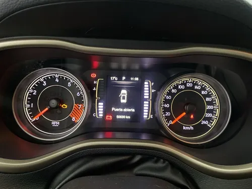Jeep Cherokee 3.2 Longitude Plus