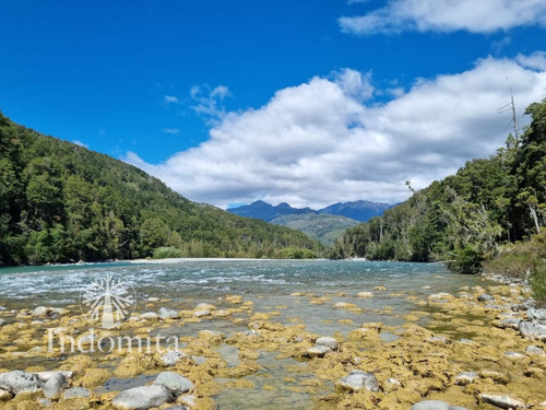 Campo Con 147.2 Metros Orilla De Río Puelo En Segundo Corral