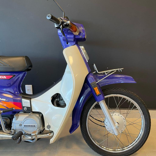 Honda C 100 Dream