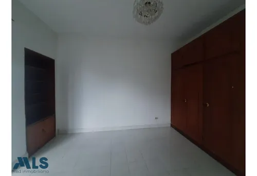 Buena Ubicación(mls#244112)