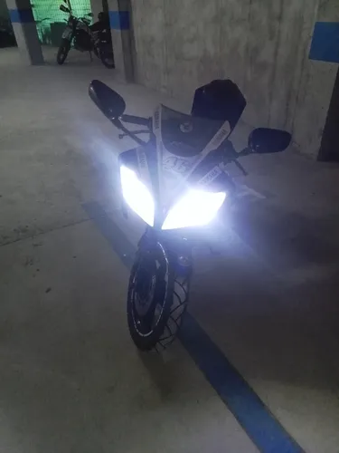 Yamaha Yzf R15