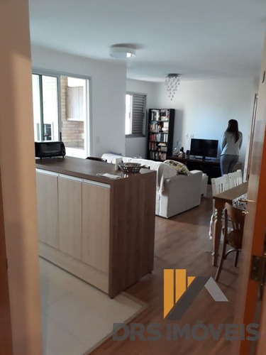 Imagem 2 de 16 de Apartamento Padrão Com 2 Quartos - Ap546-v