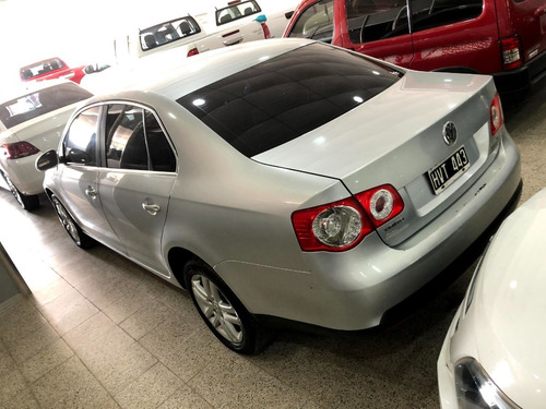 Imagen 4 de 7 de Volkswagen Vento 1.9 Tdi