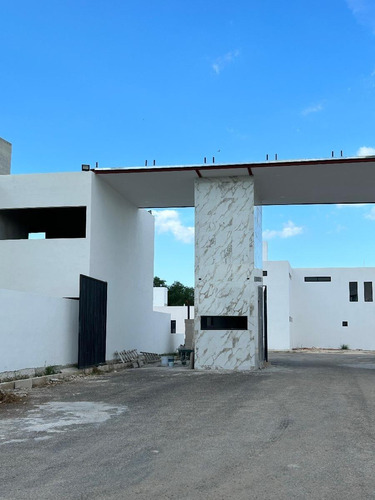 Casa De Una Planta En Privada Al Norte De Mérida Modelo  Hotel 