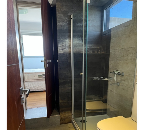 Imagen 6 de 30 de Casa De 5 Habitaciones En San Isidro Con Pileta, Sauna Y Gym