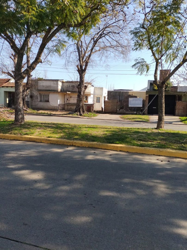 Venta Lote En Tolosa Sobre Avenida, Ideal Constructor