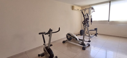 Venta Departamento De Categoria- Con Pileta- Cochera- 2 Habitaciones