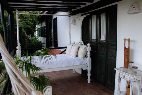 Se Vende Posada 350m2, 7h/ 10b /8 Pe. Margarita.
