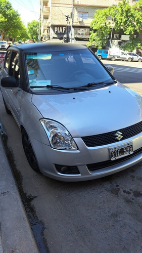 Imagen 2 de 8 de Suzuki Swift 2010 1.5 N