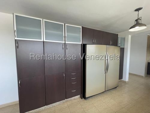 Magnífico Apartamento En Alquiler Altamira Amc
