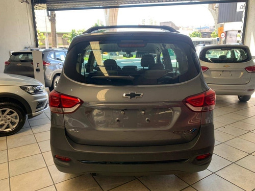 Imagem 5 de 10 de Chevrolet Spin 1.8 Activ7 8v Flex 4p Automático