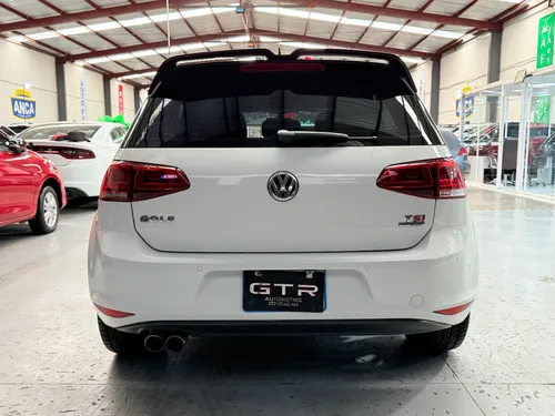 Volkswagen Golf Highline