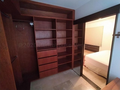 Imagen 17 de 21 de Impecable Apartamento En Lomas De La Alameda!!! #21-1550. Abb